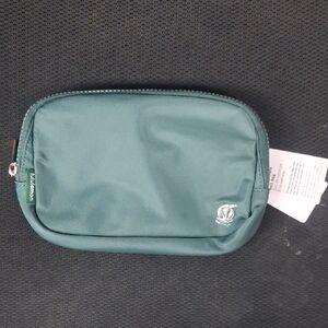 Lululemon Everywhere Belt Bags Teal Green  1L NWT